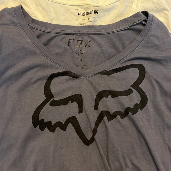 2 Fox Racing tees - Picture 4 of 6